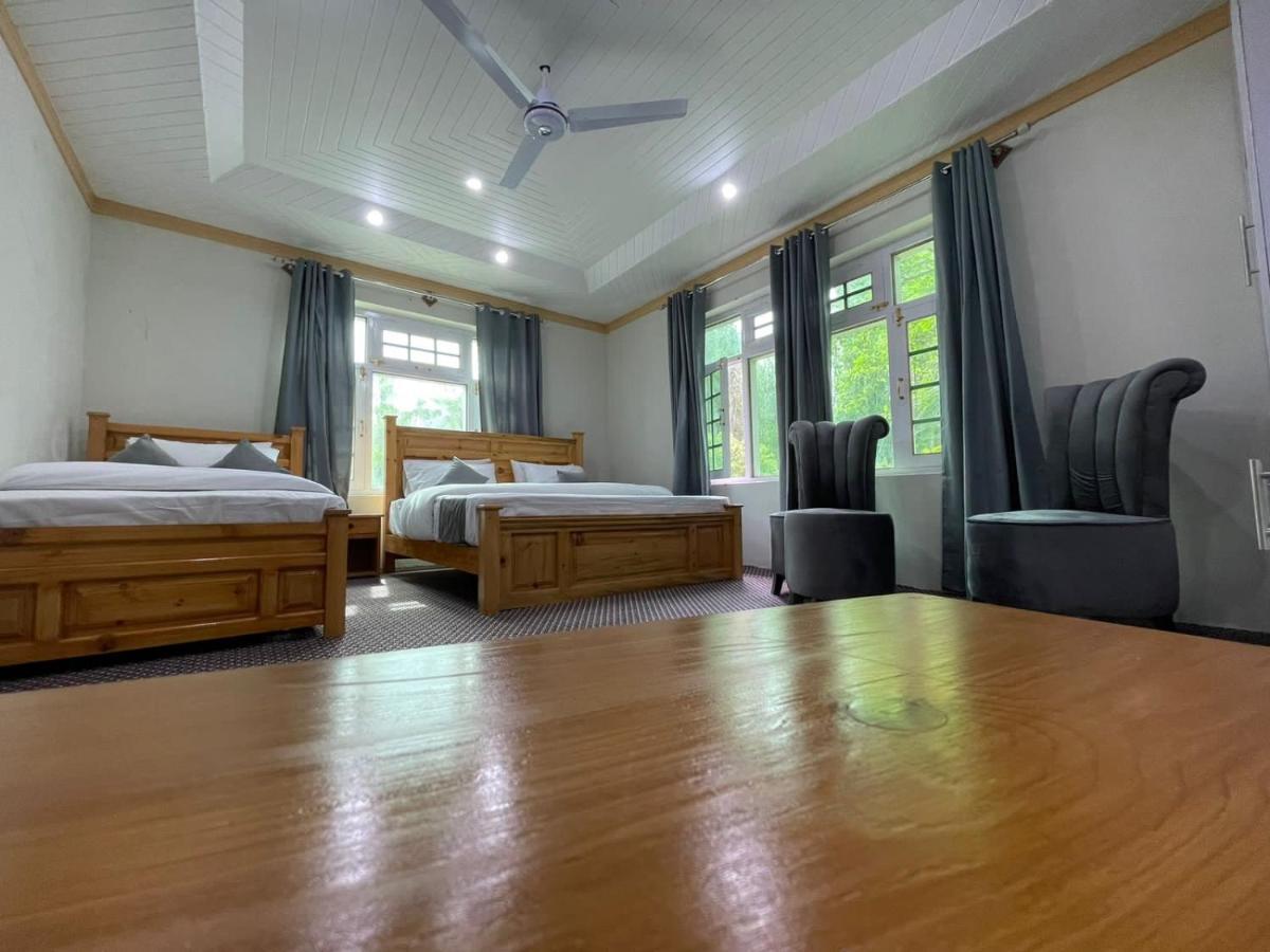 Skardu Saraye Hotel & Resort Dış mekan fotoğraf