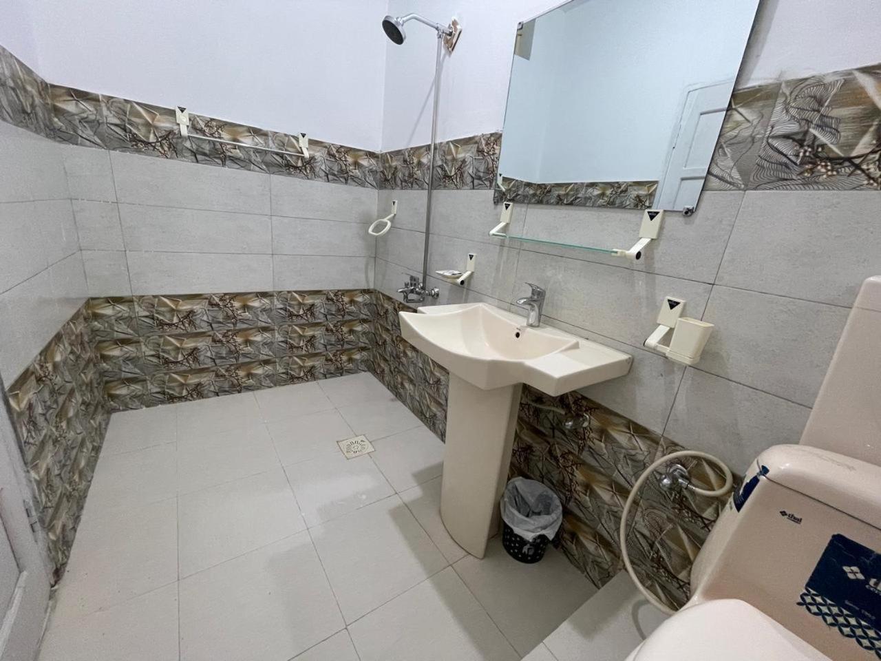 Skardu Saraye Hotel & Resort Dış mekan fotoğraf