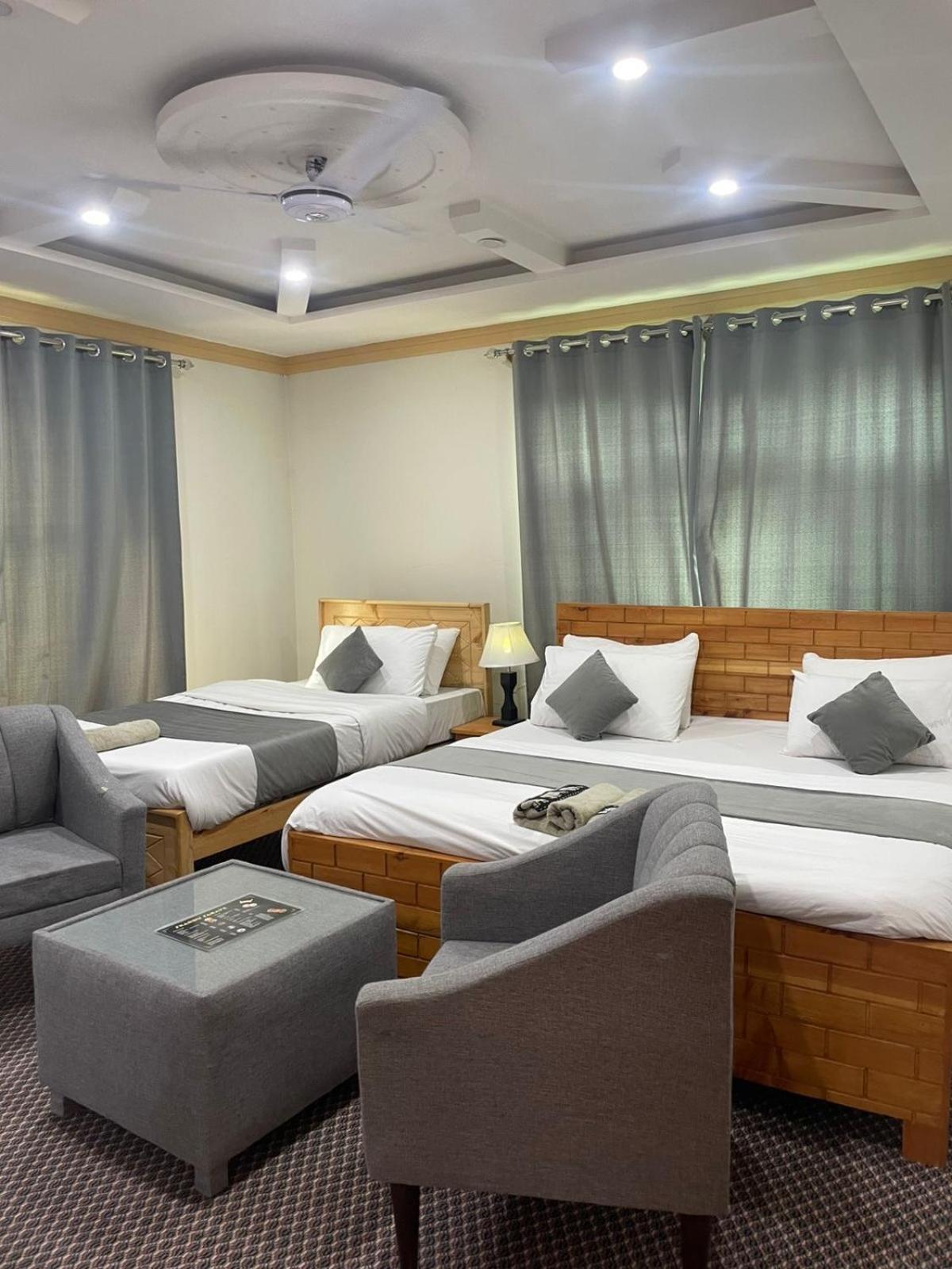 Skardu Saraye Hotel & Resort Dış mekan fotoğraf